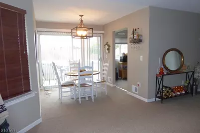 52 Foxwood Court Ondo, Bedminster Township, NJ 07921 - Photo 4