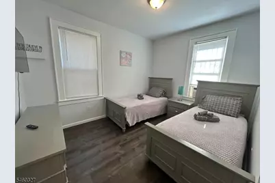142 Mapes Ave #1, Newark, NJ 07112 - Photo 8