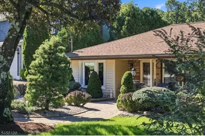 60 Comanche Ave, Rockaway Township, NJ 07866 - Photo 4