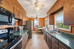 74 Trinity St, Newton, NJ 07860 - Photo 6