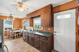 74 Trinity St, Newton, NJ 07860 - Photo 8