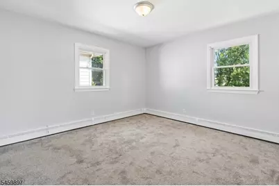 31 Barbara St, Bloomfield, NJ 07003 - Photo 10