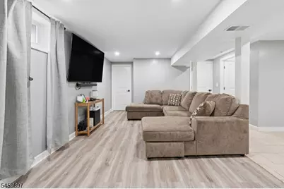 31 Barbara St, Bloomfield, NJ 07003 - Photo 18