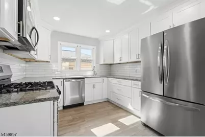 31 Barbara St, Bloomfield, NJ 07003 - Photo 6