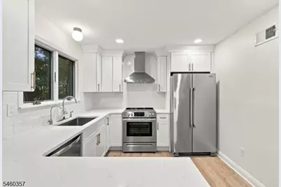 113 Alpine Ct #13, Stanhope, NJ 07874 - Photo 14