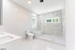 117 Berkley Blvd, Woodbridge Township, NJ 08830 - Photo 28