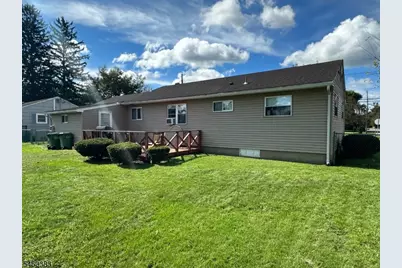 101 Hurley Dr, Hackettstown, NJ 07840 - Photo 2