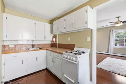 17 Armstrong St, South Bound Brook Boro, NJ 08880 - Photo 4