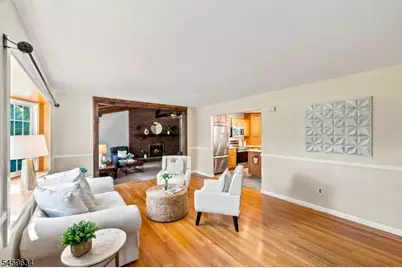 18 Fox Hollow Ct, Vernon, NJ 07462 - Photo 4