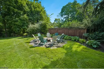 106 Pomeroy Rd, Madison, NJ 07940 - Photo 8