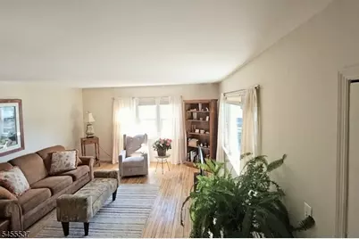 121 W Hanover Ave, Morris Plains, NJ 07950 - Photo 4