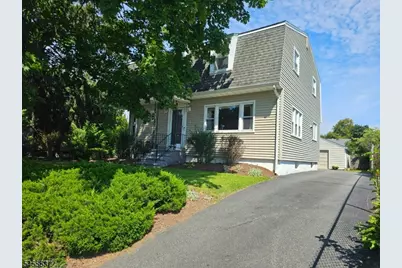 121 W Hanover Ave, Morris Plains, NJ 07950 - Photo 2