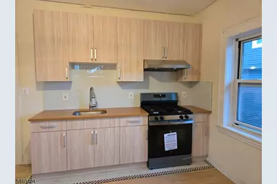 73 Elm St #4, Montclair, NJ 07042 - Photo 1