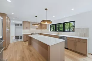 2 Byron Ct, Westfield, NJ 07090 - Photo 10