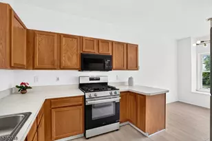 706 Dawson Pl, Hanover Township, NJ 07981 - Photo 10