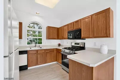 706 Dawson Pl, Hanover Township, NJ 07981 - Photo 8