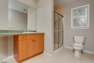 215 Raymound Blvd, Parsippany, NJ 07054 - Photo 14