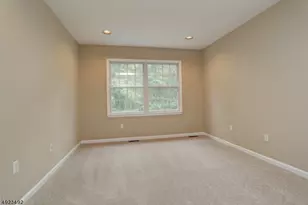 215 Raymound Blvd, Parsippany, NJ 07054 - Photo 12