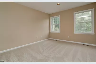 215 Raymound Blvd, Parsippany, NJ 07054 - Photo 8