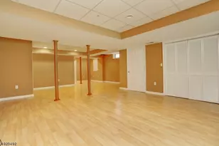 215 Raymound Blvd, Parsippany, NJ 07054 - Photo 18