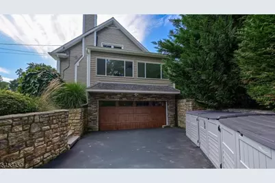 34 Grandview Dr, Wayne, NJ 07470 - Photo 40