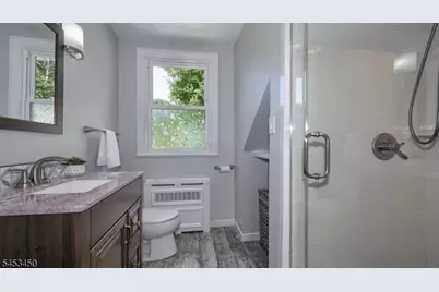 34 Grandview Dr, Wayne, NJ 07470 - Photo 20
