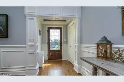 34 Grandview Dr, Wayne, NJ 07470 - Photo 4