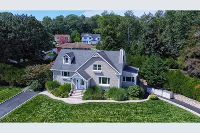 34 Grandview Dr, Wayne, NJ 07470 - Photo 48
