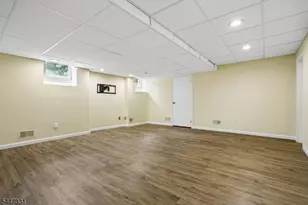 7 Gordon Rd, Essex Fells, NJ 07021 - Photo 32