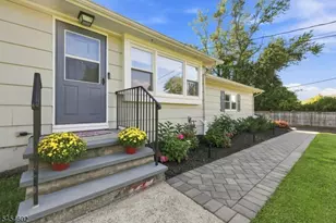 5 Old Farmers Rd, Washington Township, NJ 07853 - Photo 1