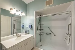 280 Main St, Little Falls Township, NJ 07424 - Photo 20