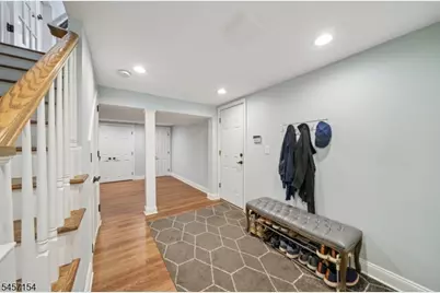 15 Mount Vernon Ct, Livingston, NJ 07039 - Photo 32
