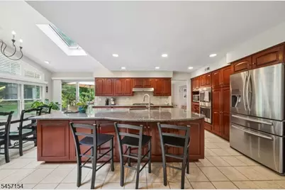 15 Mount Vernon Ct, Livingston, NJ 07039 - Photo 14