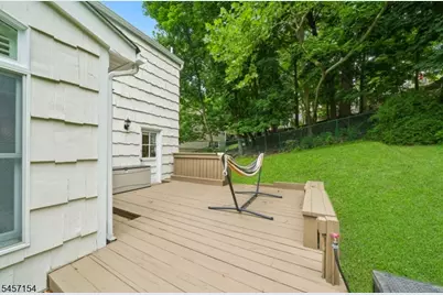 15 Mount Vernon Ct, Livingston, NJ 07039 - Photo 40
