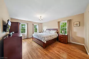 15 Mt Vernon Ct, Livingston, NJ 07039 - Photo 24