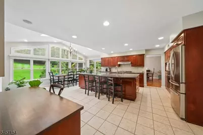 15 Mount Vernon Ct, Livingston, NJ 07039 - Photo 16