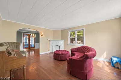 10 Sussex Rd, Clifton, NJ 07012 - Photo 2