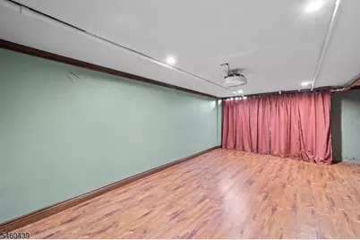 10 Sussex Rd, Clifton, NJ 07012 - Photo 16