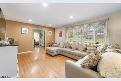 4 Harrison Rd, Roxbury Township, NJ 07876 - Photo 4