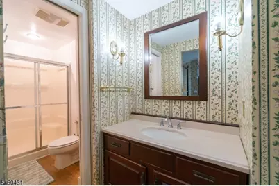 96 Broad St, Flemington, NJ 08822 - Photo 20