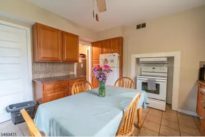 96 Broad St, Flemington, NJ 08822 - Photo 12