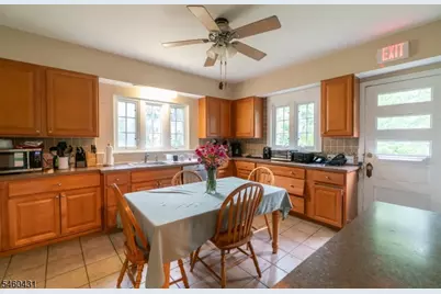96 Broad St, Flemington, NJ 08822 - Photo 10