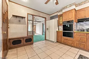 15 Candy Ct, Edison, NJ 08817 - Photo 8