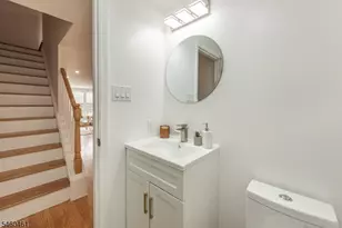 24 Van Pelt Pl, Little Falls Township, NJ 07424 - Photo 22