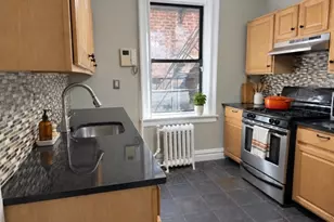 321 79th St, North Bergen, NJ 07047 - Photo 2