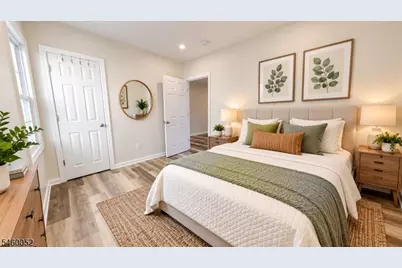 136 W Colfax Ave, Roselle Park, NJ 07204 - Photo 8