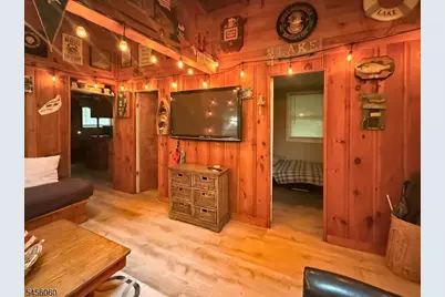 32 Playhouse Park, Jefferson Township, NJ 07849 - Photo 14
