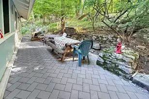 40 Playhouse Park, Jefferson Township, NJ 07849 - Photo 6