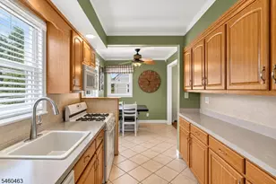 317 Newark Pompton Turnpike, Pequannock Township, NJ 07444 - Photo 4