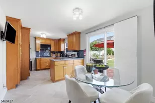 353 Whitewood Rd, Union Township, NJ 07083 - Photo 12